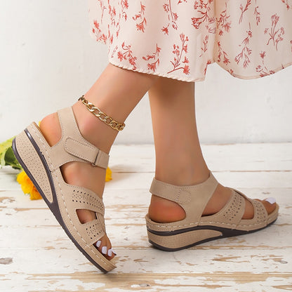 Sandales compensées à la mode grande taille femmes plate-forme décontractée