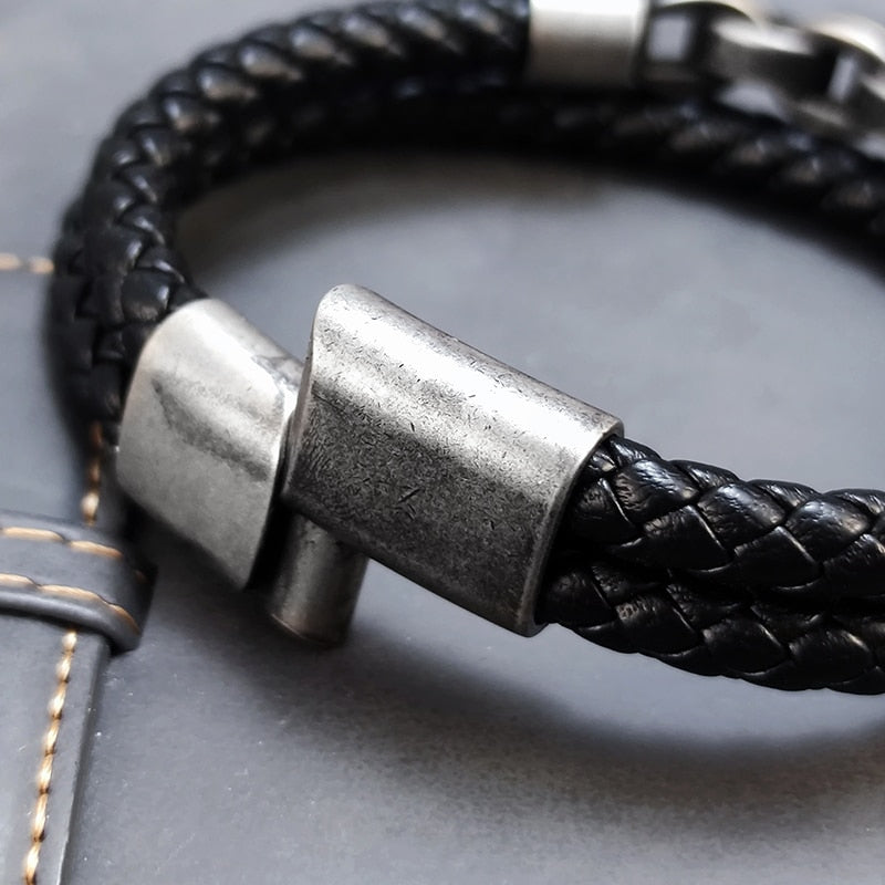 Bracelet en cuir viking à breloques en acier inoxydable multicouche