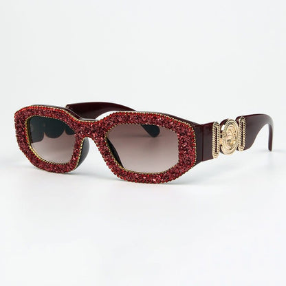 Luxuriöse quadratische Sonnenbrille mit Kristallen