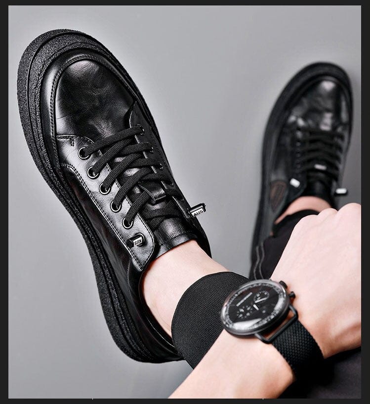 Lässige Schuhe aus echtem Leder, cooler schwarzer Sneaker